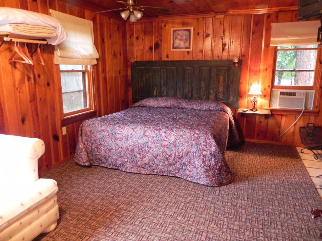Apache Village Cabins Ruidoso Rum bild
